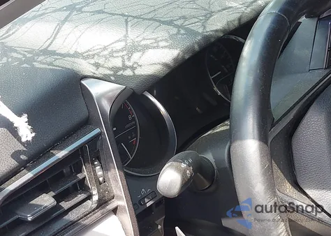 2020 Toyota Camry Se z USA, uszkodzony, nr VIN 4T1G11AK9LU317091